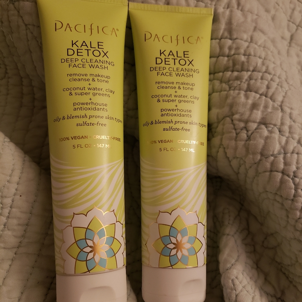 NEW Pacifica Kale Detox Deep Cleansing Face Wash